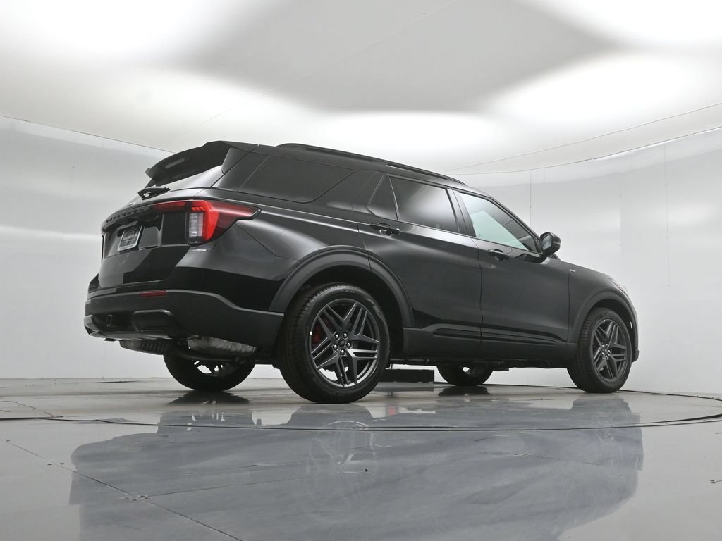 New 2026 Ford Explorer ST-Line w/ ST-Line Street Pack AWD/4WD image 48