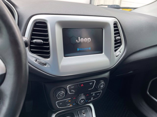 Used 2019 Jeep Compass Sport AWD/4WD image 9