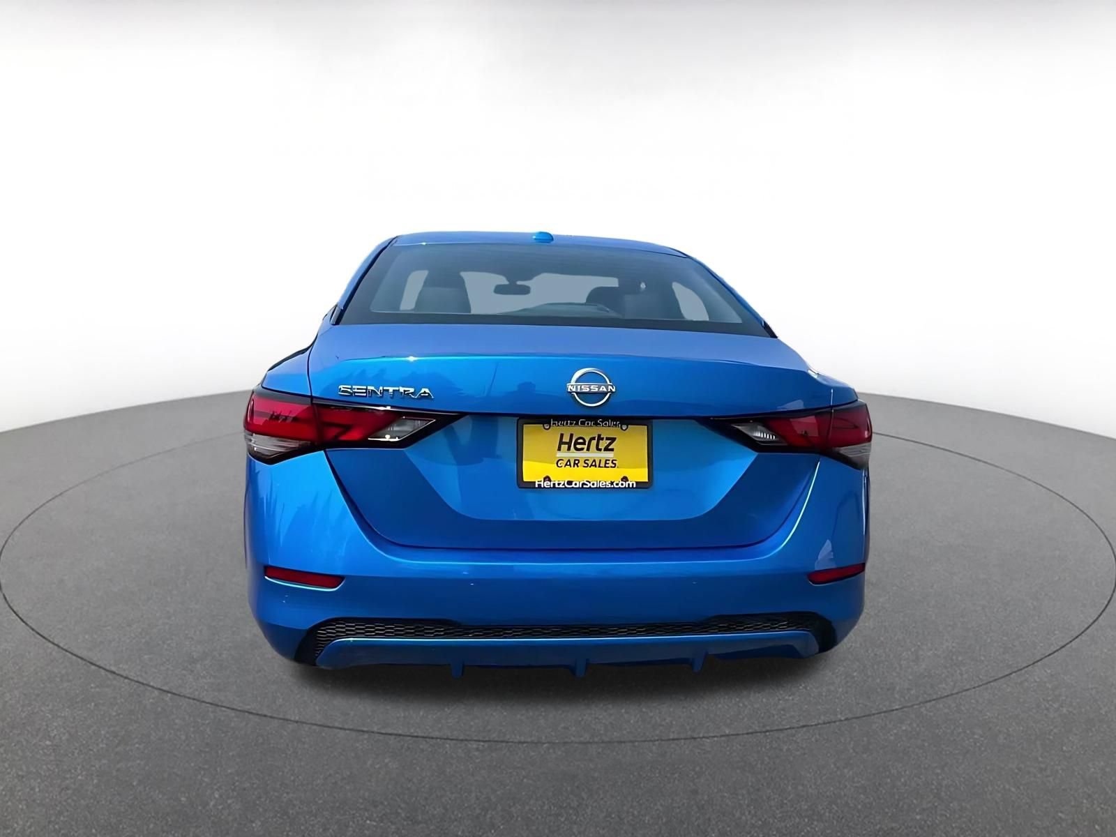 Used 2025 Nissan Sentra SV FWD image 10