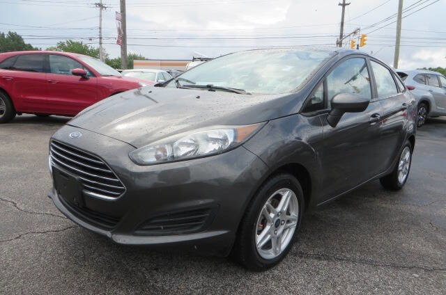 Used 2019 Ford Fiesta SE image 2