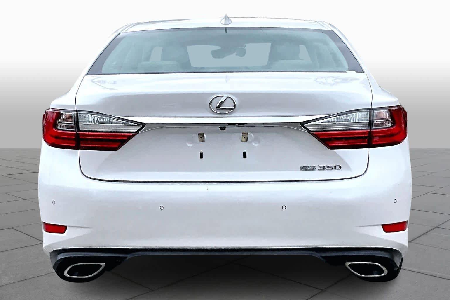 Used 2018 Lexus ES 350 w/ Premier Package image 5