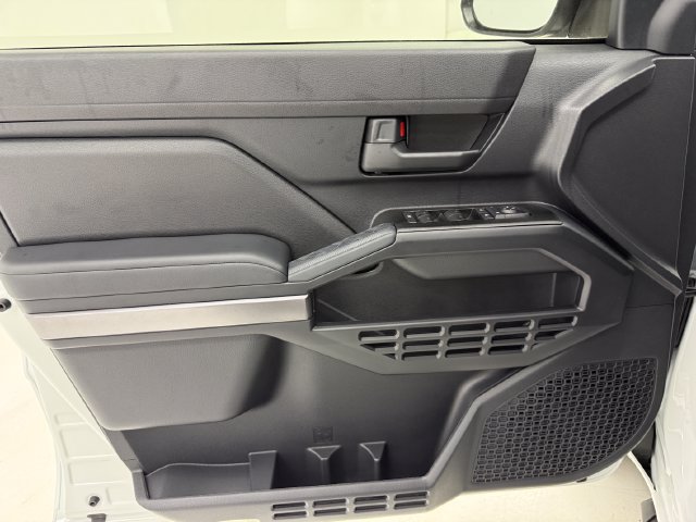 New 2026 Toyota 4Runner SR5 AWD/4WD image 28