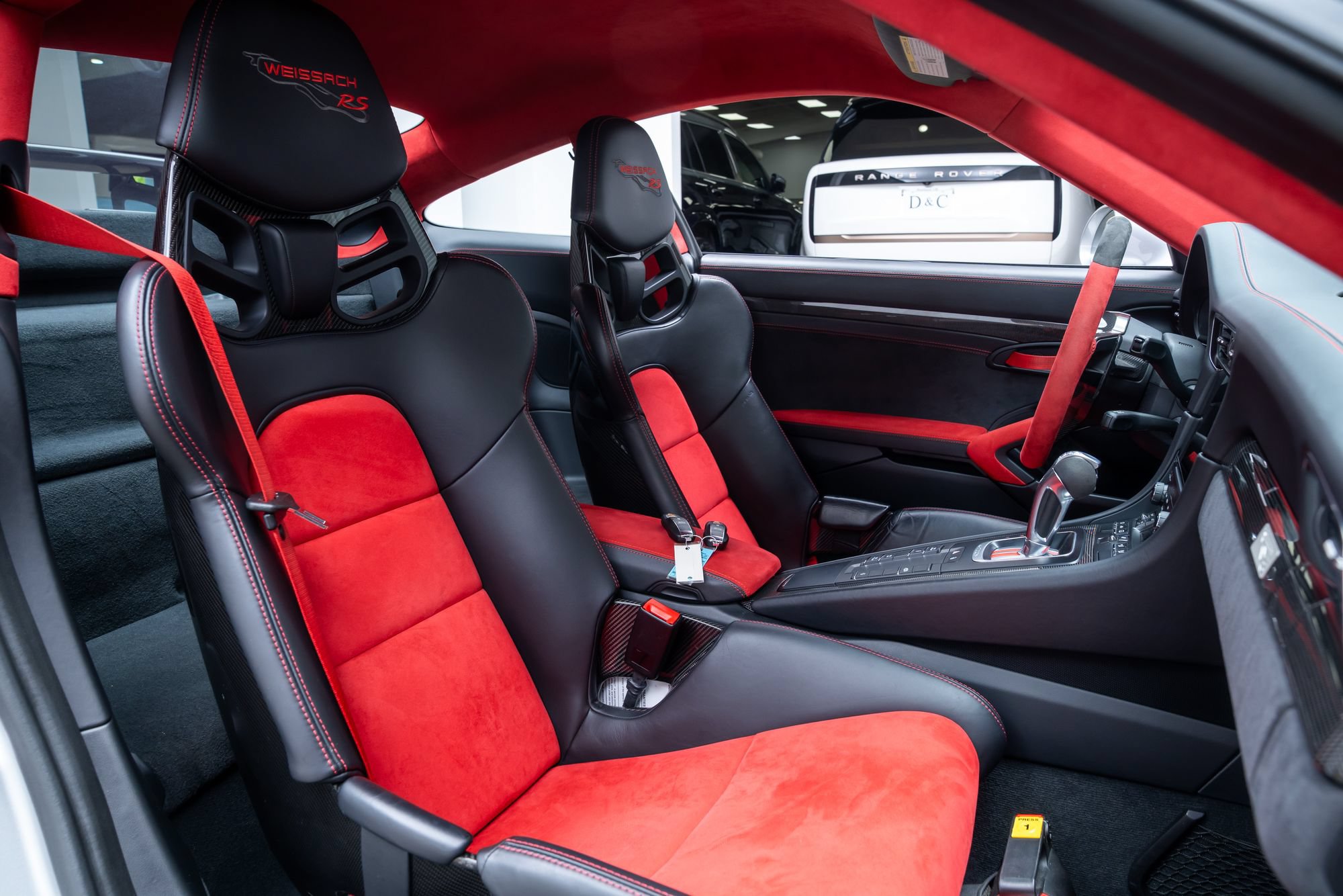 Used 2018 Porsche 911 GT2 RS w/ Weissach Package RWD image 37