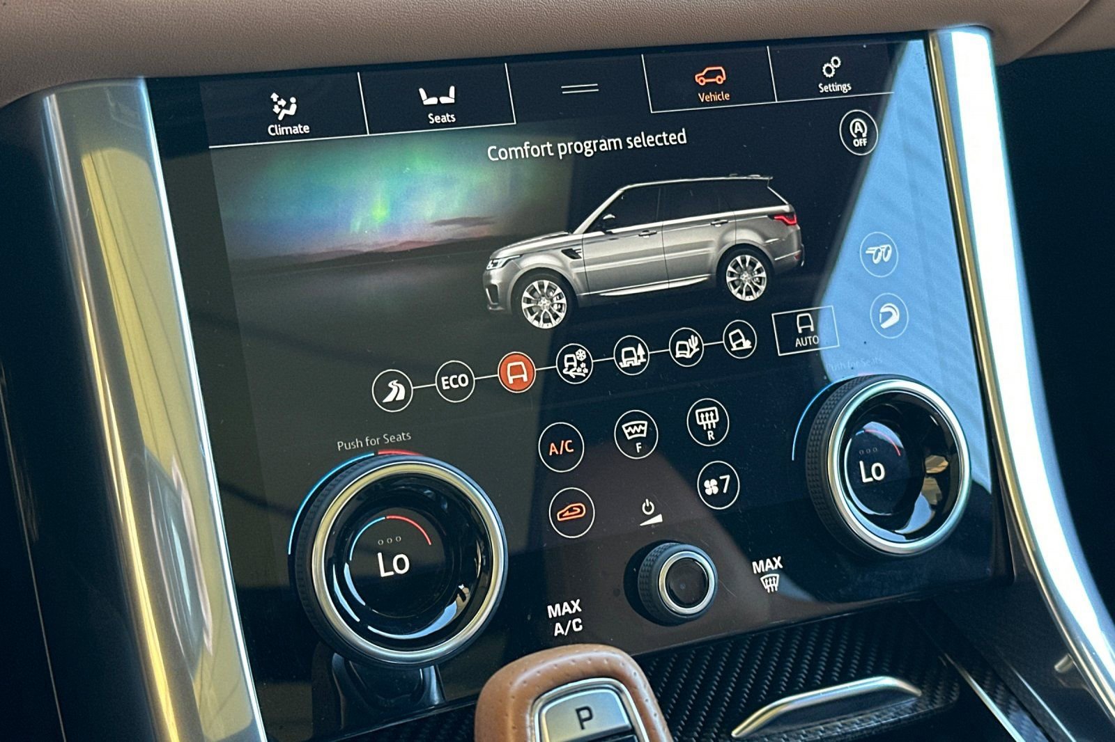 Used 2022 Land Rover Range Rover Sport SVR image 26