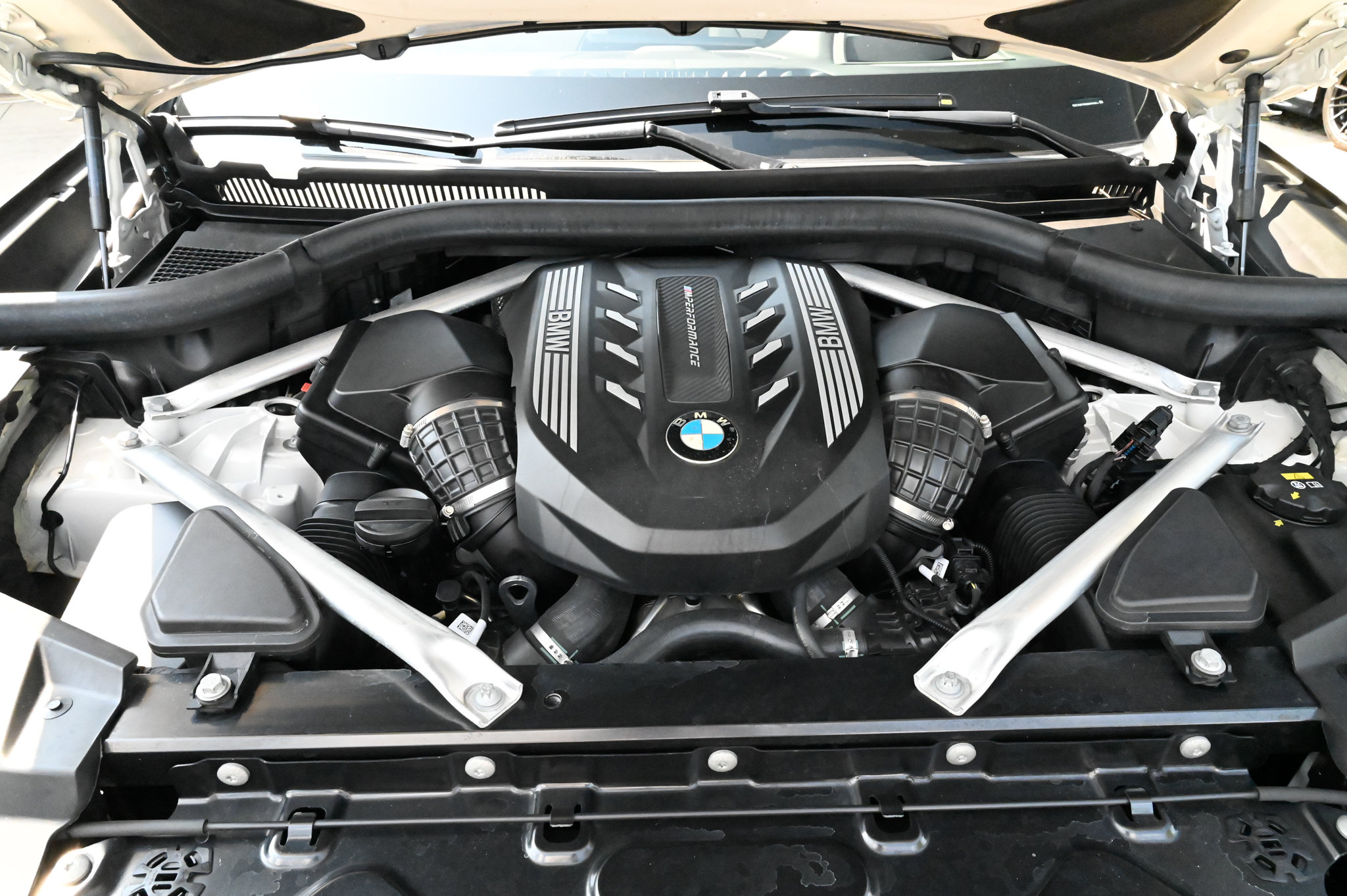 Used 2022 BMW X5 M50i w/ Executive Package AWD/4WD image 65