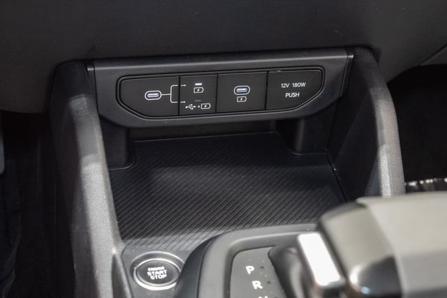 Used 2025 Kia K4 FWD image 18