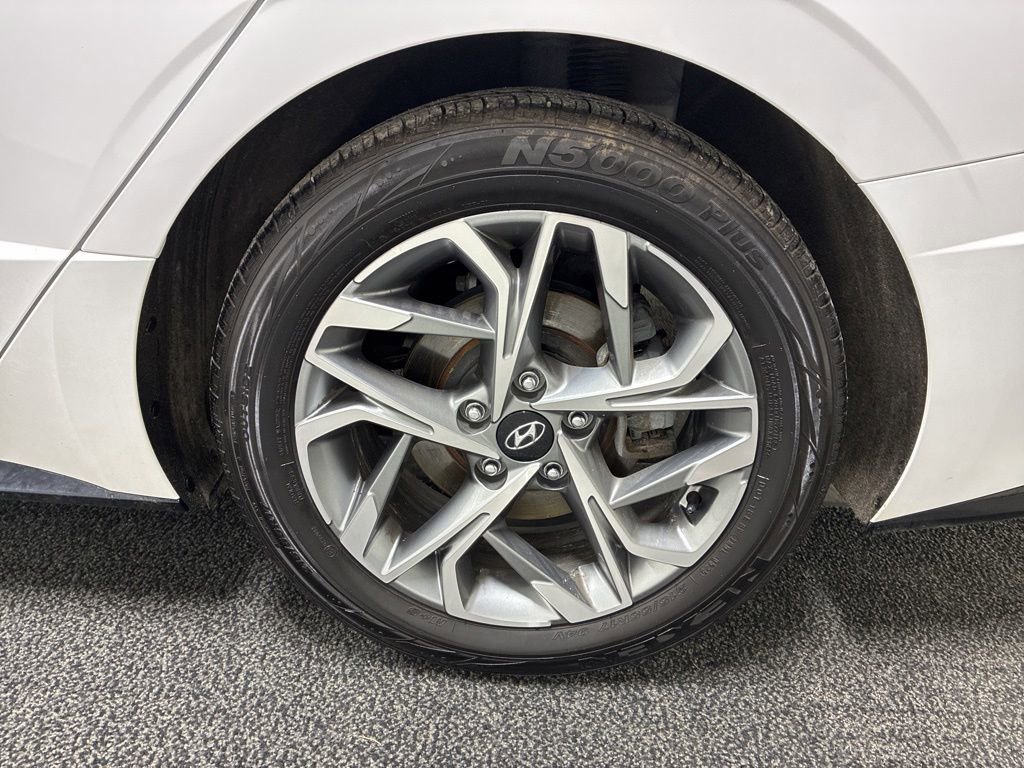 Used 2023 Hyundai Sonata SEL FWD image 8