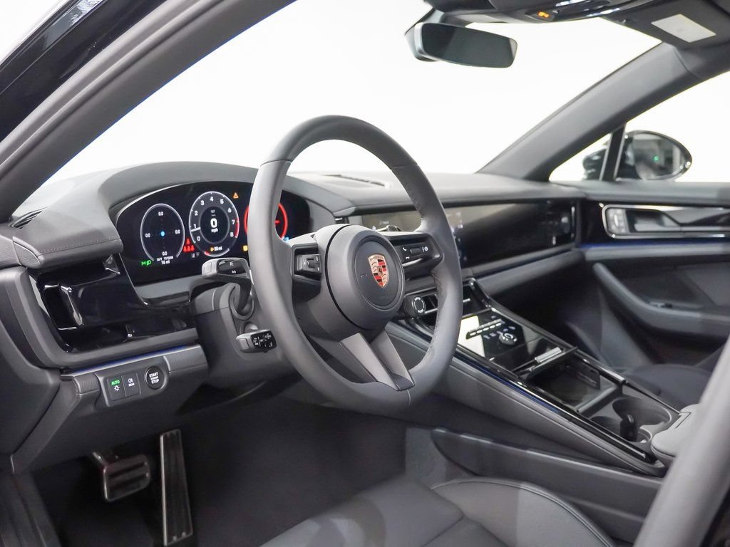 New 2026 Porsche Panamera 4 AWD/4WD image 4