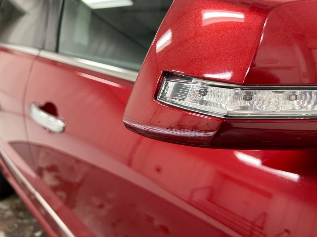 Used 2012 GMC Acadia Denali AWD/4WD image 32