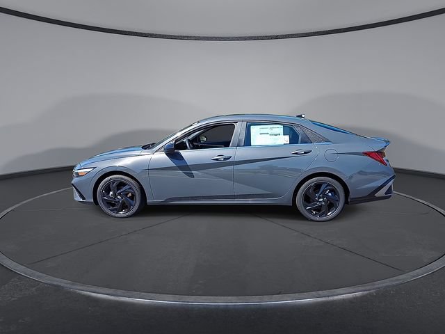 New 2026 Hyundai Elantra SEL Sport Premium FWD image 6