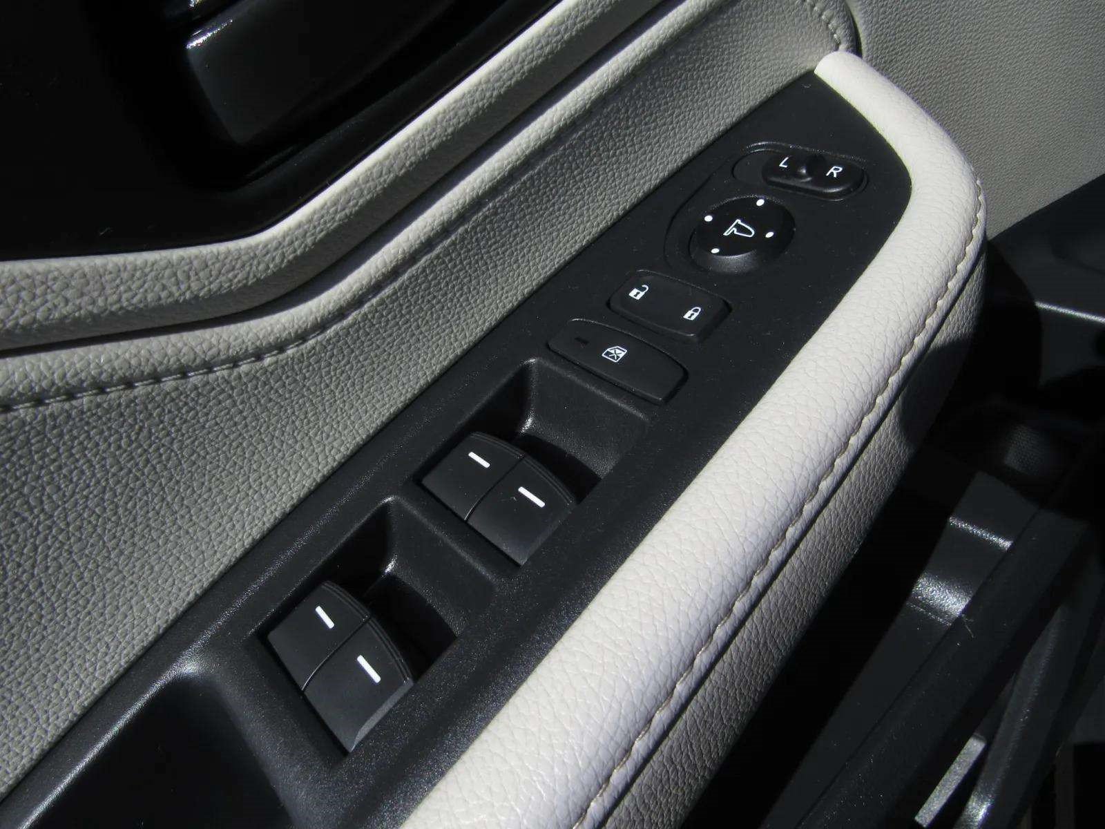 Certified 2025 Honda Odyssey EX-L image 24