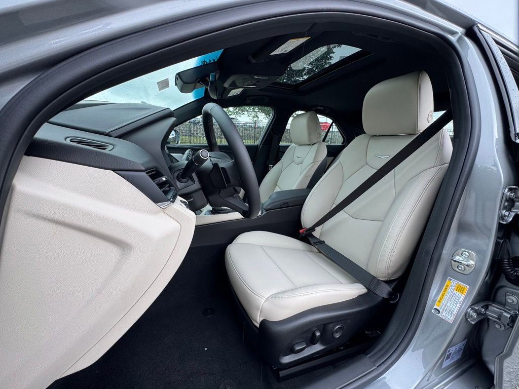 New 2025 Cadillac CT4 Premium Luxury image 5