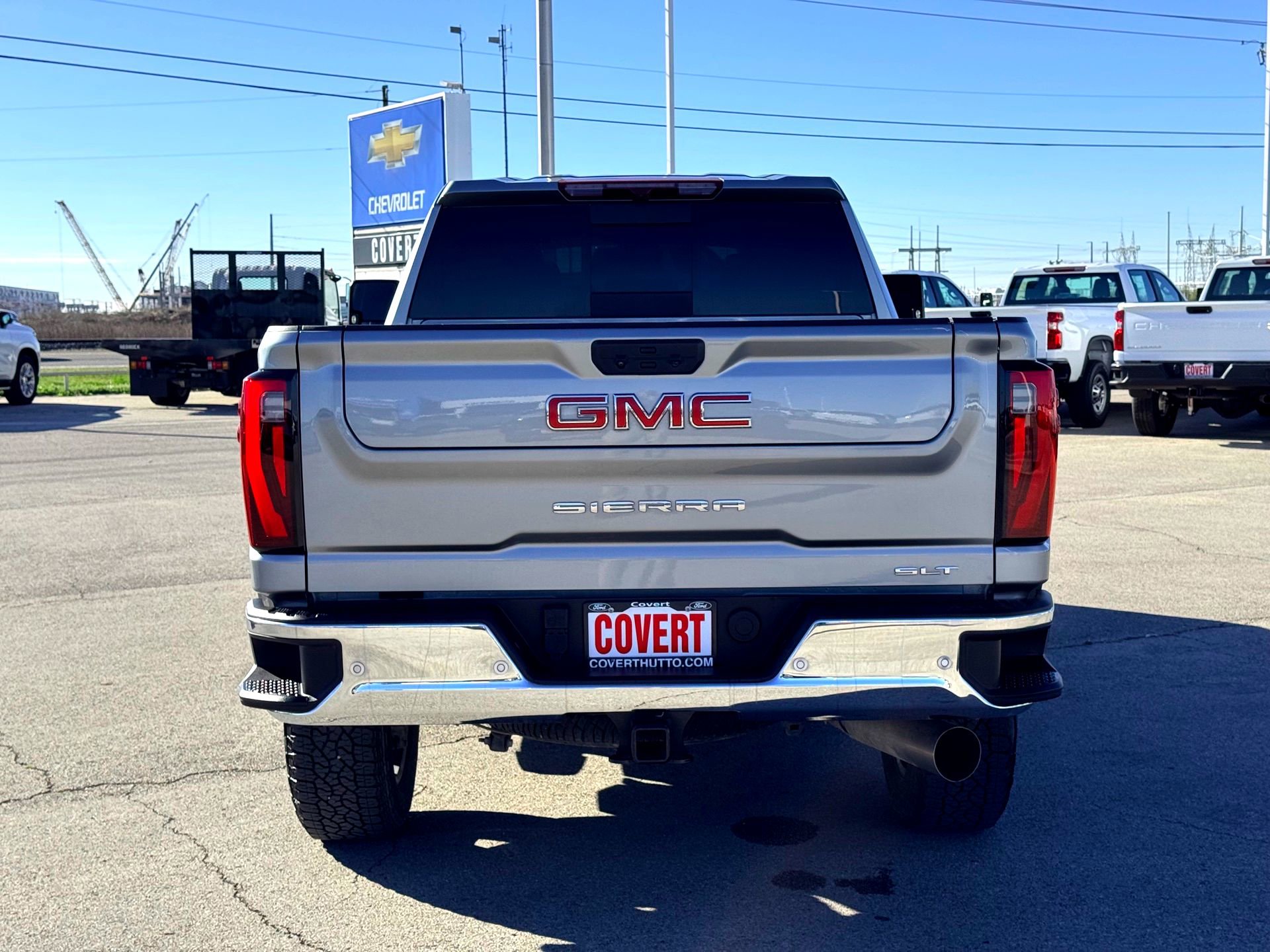 Used 2025 GMC Sierra 2500 SLT w/ SLT Convenience Package image 8