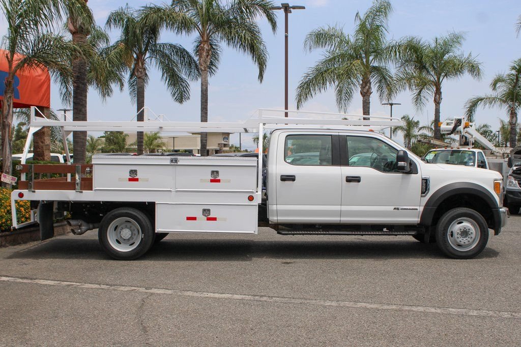Used 2017 Ford F550 2WD Crew Cab Super Duty image 9