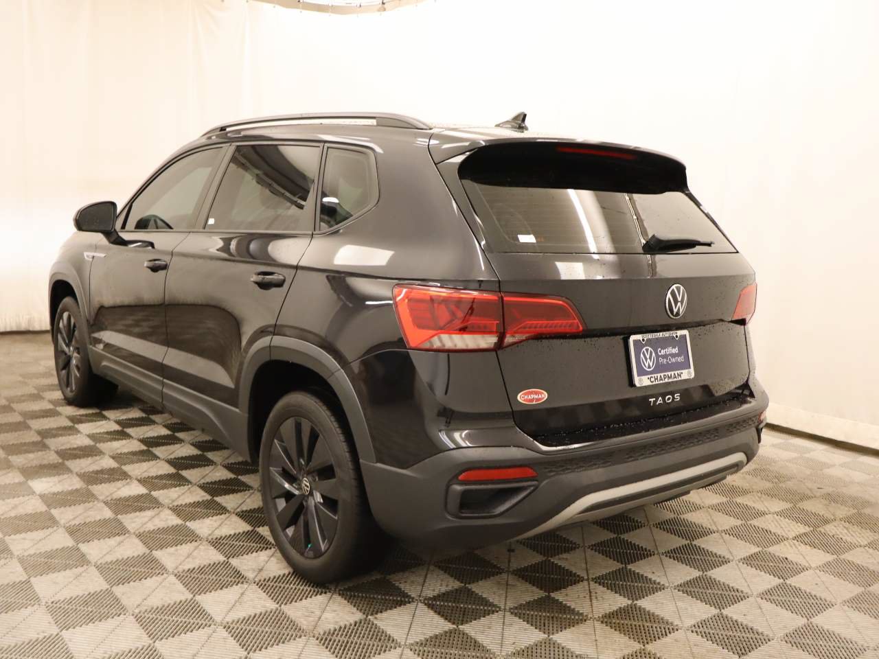 Certified 2022 Volkswagen Taos S w/ IQ Drive S Package FWD image 4