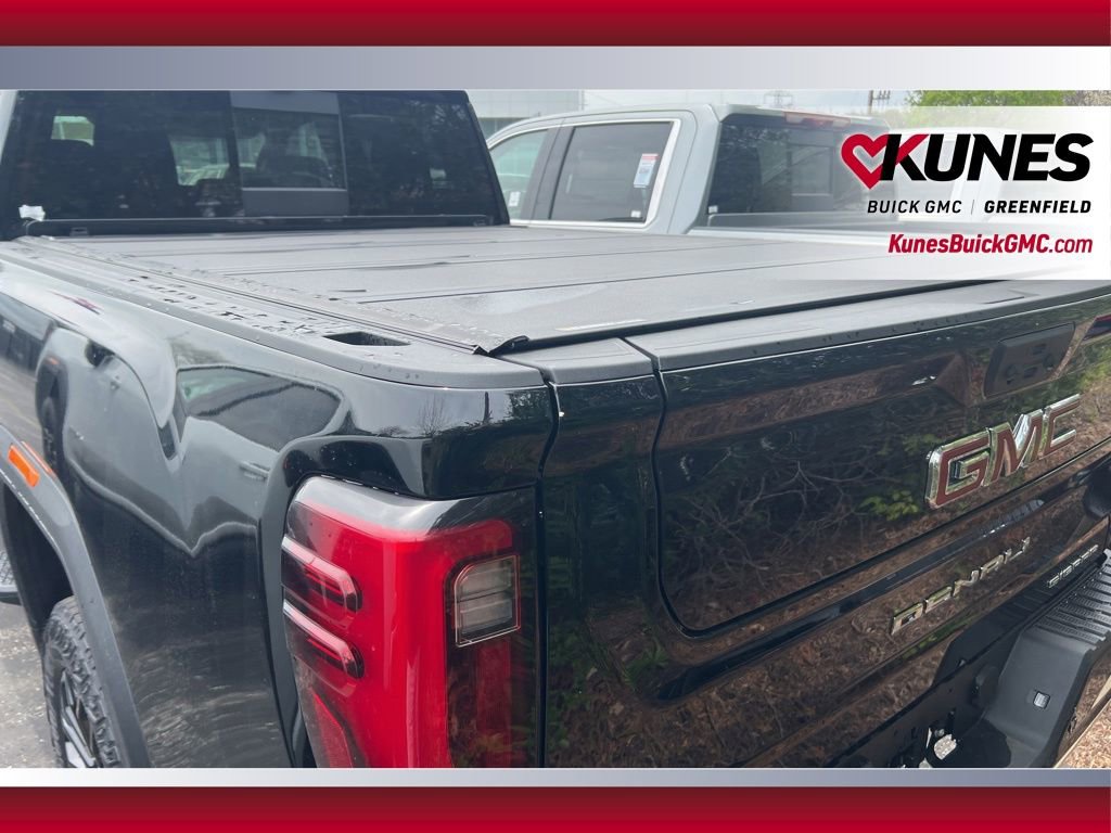 New 2026 GMC Sierra 2500 Denali w/ Denali Reserve Package AWD/4WD image 39