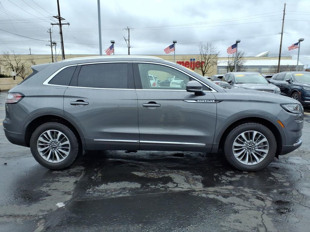 Certified 2023 Lincoln Nautilus AWD w/ Premium Package image 8