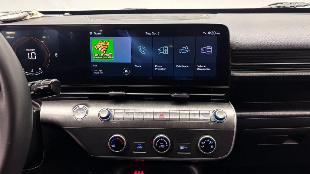 Used 2024 Hyundai Kona SE AWD/4WD image 20