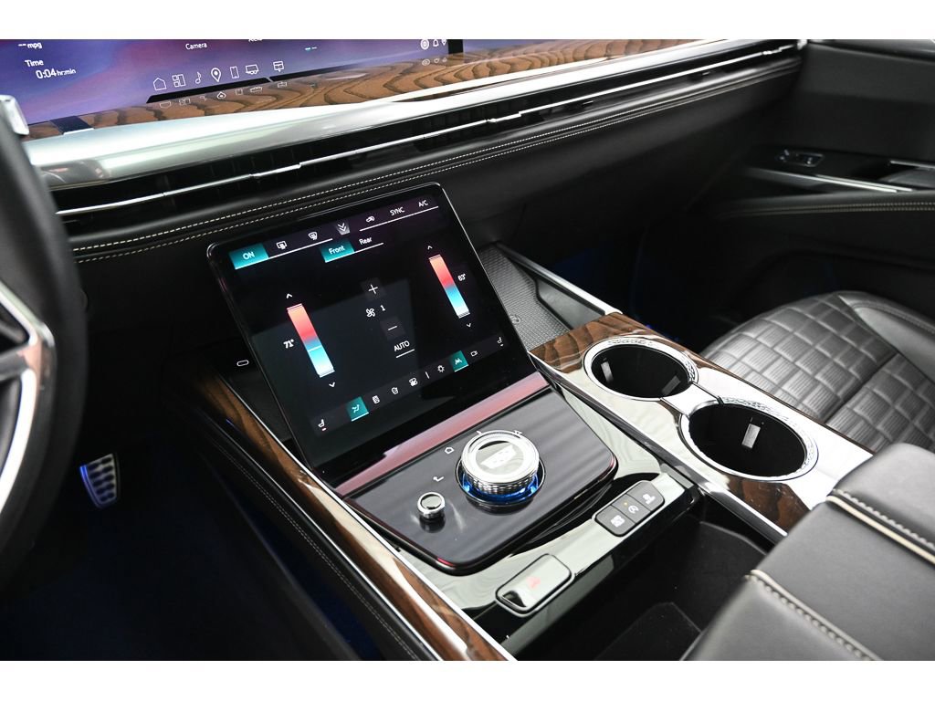 Used 2025 Cadillac Escalade Sport Platinum image 47