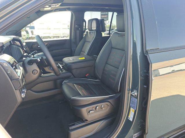 New 2026 GMC Yukon AT4 Ultimate w/ LPO, Floor Liner Package image 11