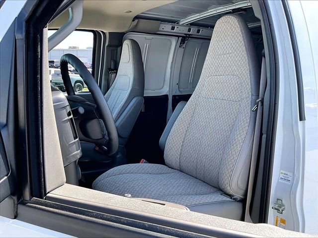New 2026 Chevrolet Express 2500 w/ Driver Convenience Package RWD image 10