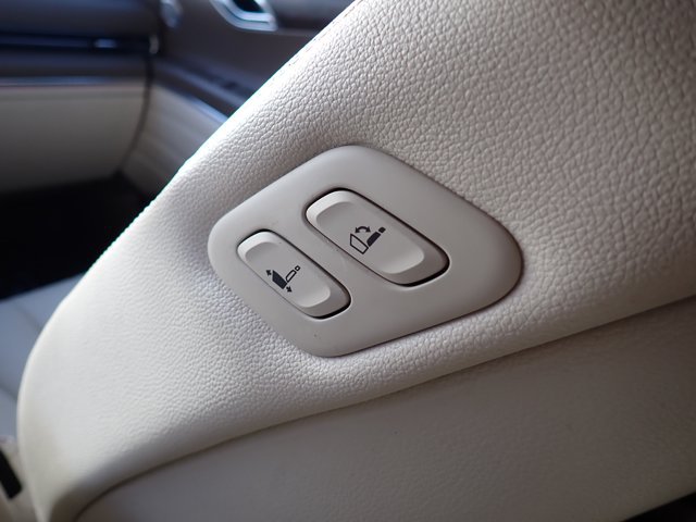 Used 2023 Genesis GV80 2.5T AWD/4WD image 11