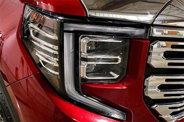 Certified 2023 GMC Sierra 1500 Denali w/ Denali Reserve Package image 4