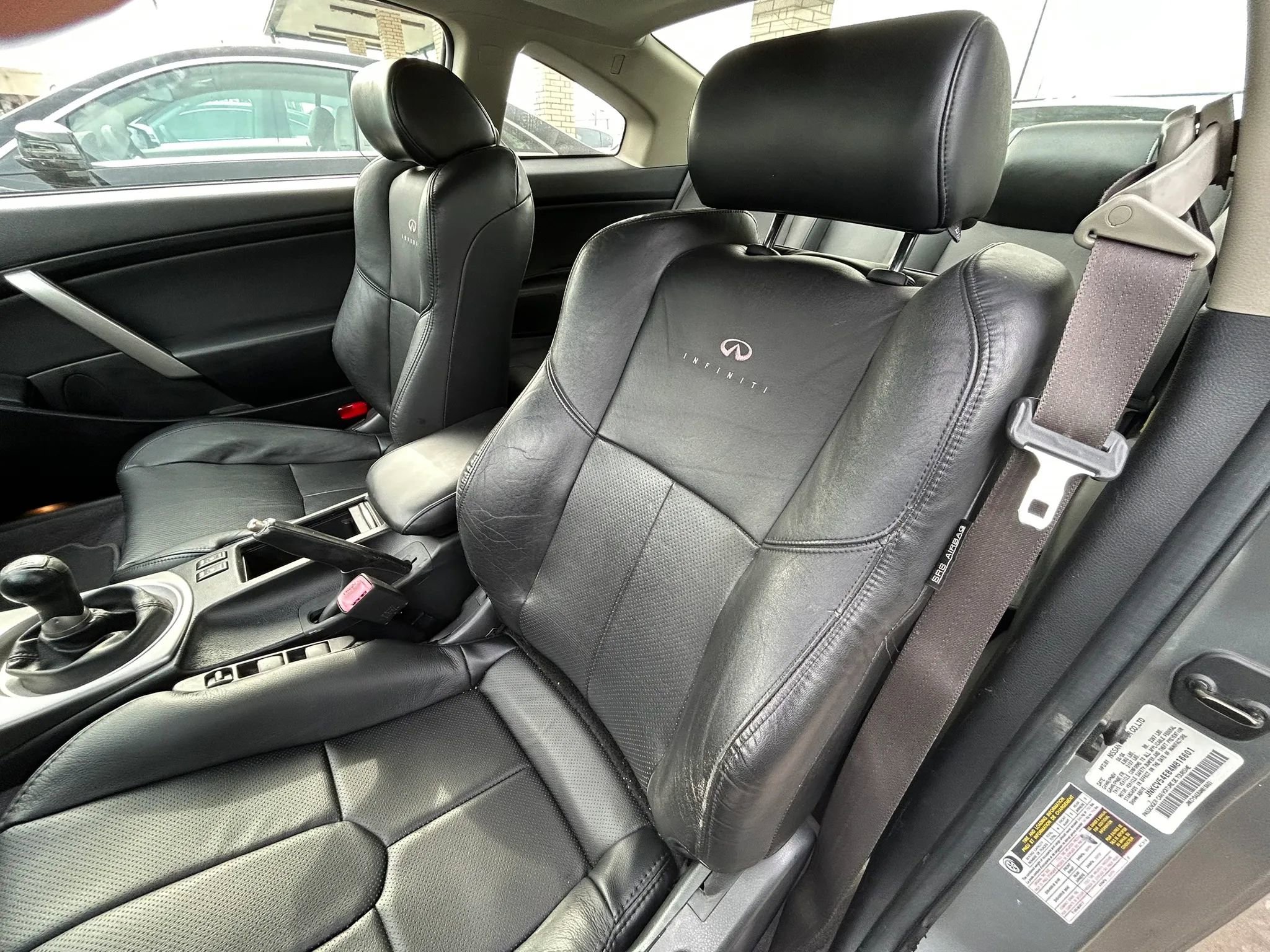 Used 2004 INFINITI G35 Coupe w/ Premium Pkg RWD image 9