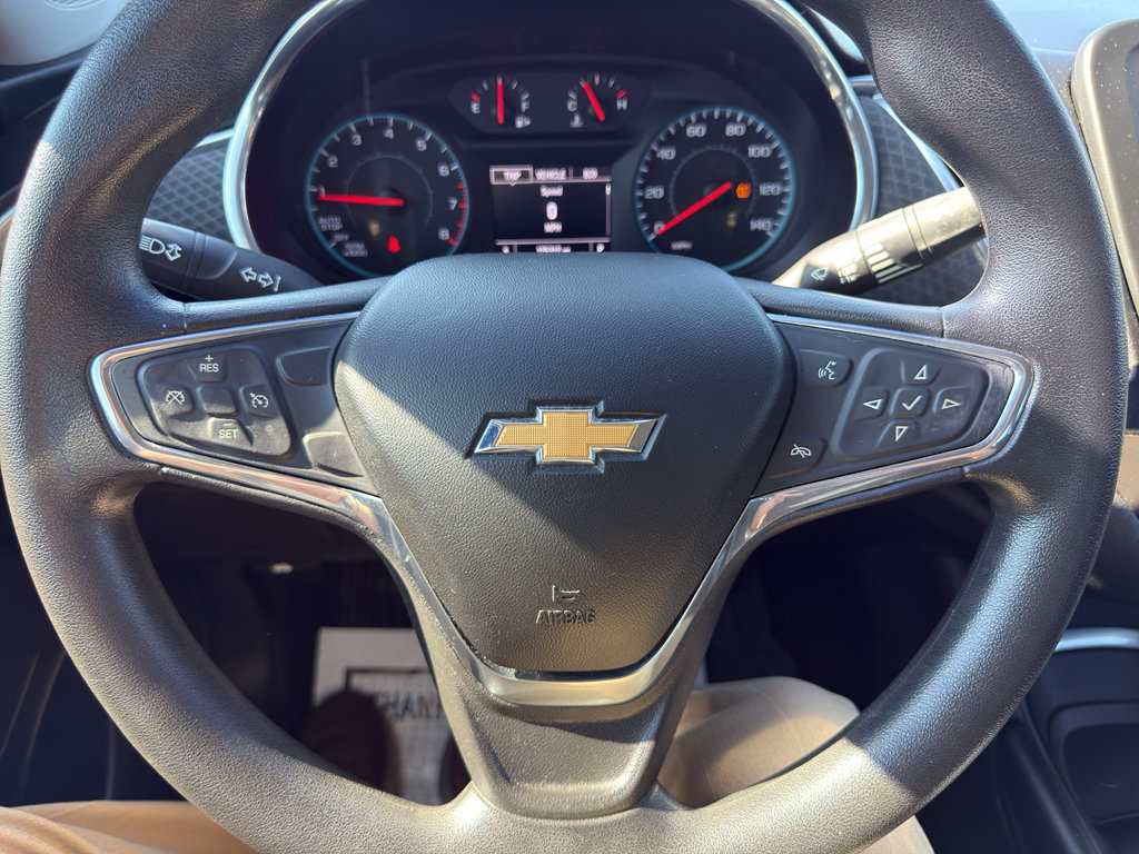 Used 2016 Chevrolet Malibu LT FWD image 18