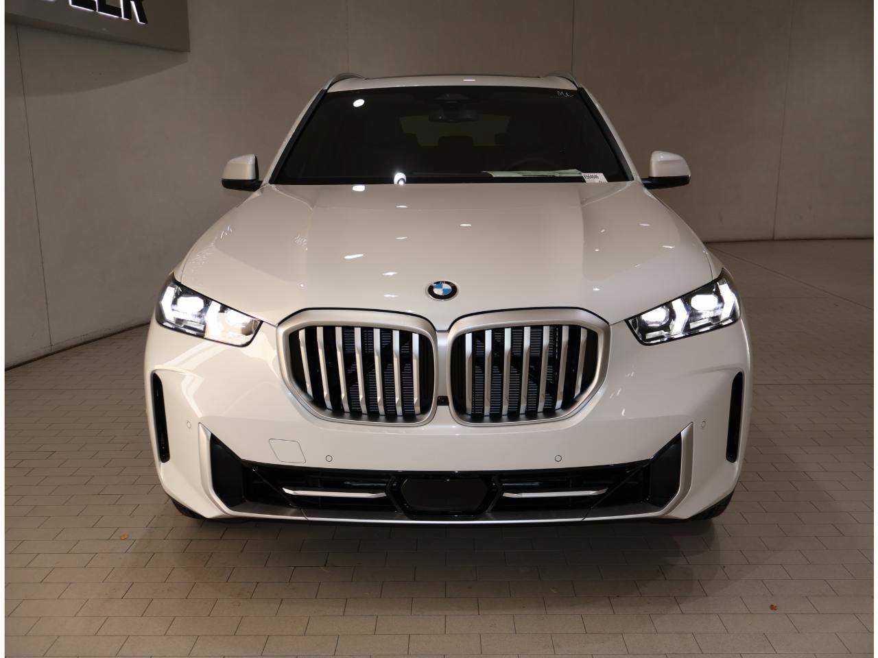 Used 2026 BMW X5 sDrive40i w/ Parking Assistance Package RWD image 9