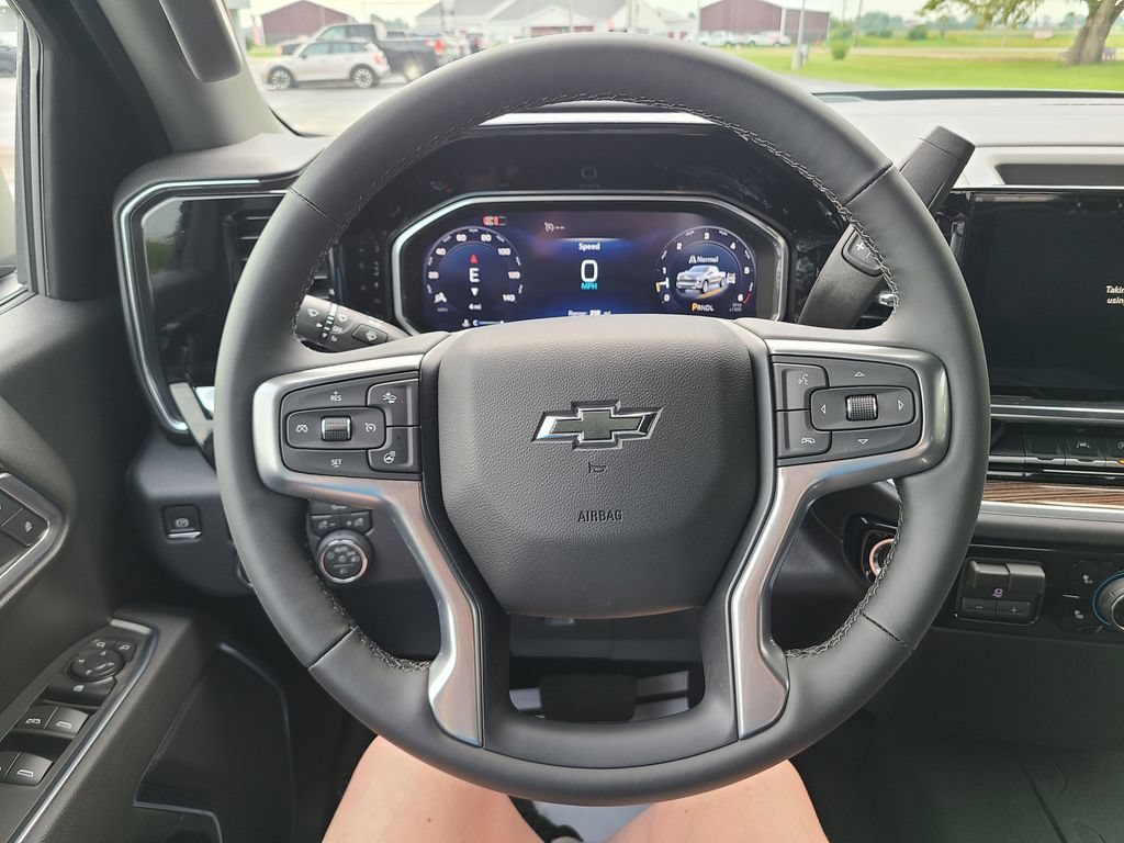 New 2026 Chevrolet Silverado 1500 RST AWD/4WD image 29