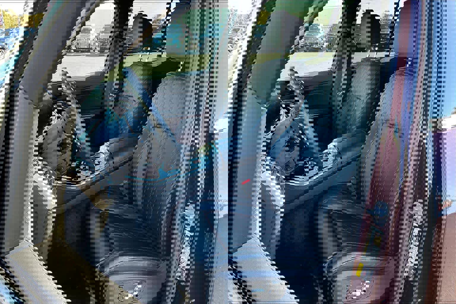 Used 2025 BMW X5 xDrive50e w/ Premium Package image 29