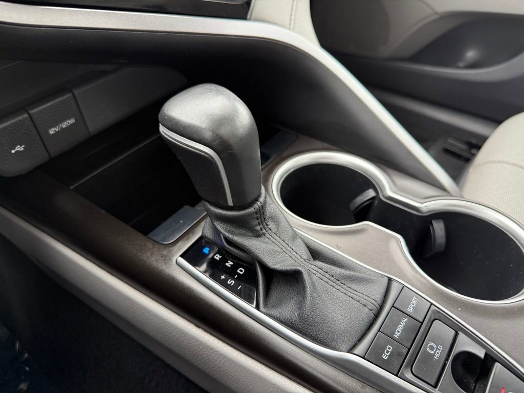 Used 2021 Toyota Camry XLE w/ Navigation Package image 33