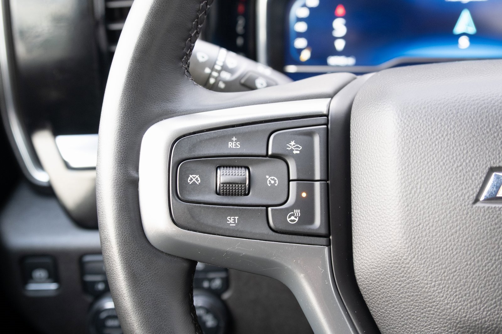 Used 2025 Chevrolet Silverado 1500 LT image 6