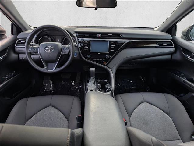 Used 2020 Toyota Camry LE image 14