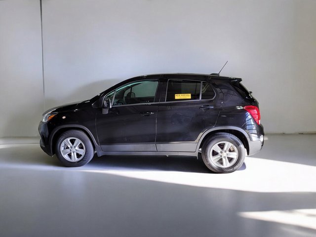 Used 2020 Chevrolet Trax LS w/ Tint and Cruise Package image 13
