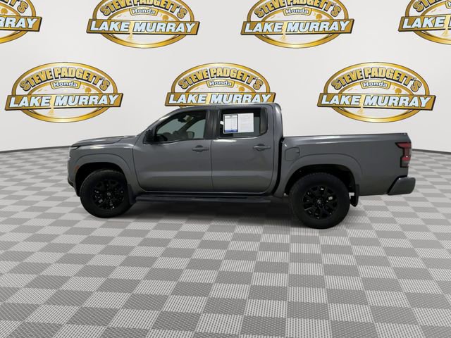 Used 2023 Nissan Frontier SV w/ Midnight Edition Package RWD image 8