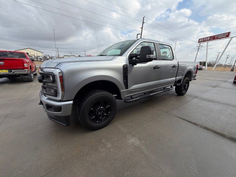 Used 2024 Ford F250 XL w/ STX Appearance Package image 4