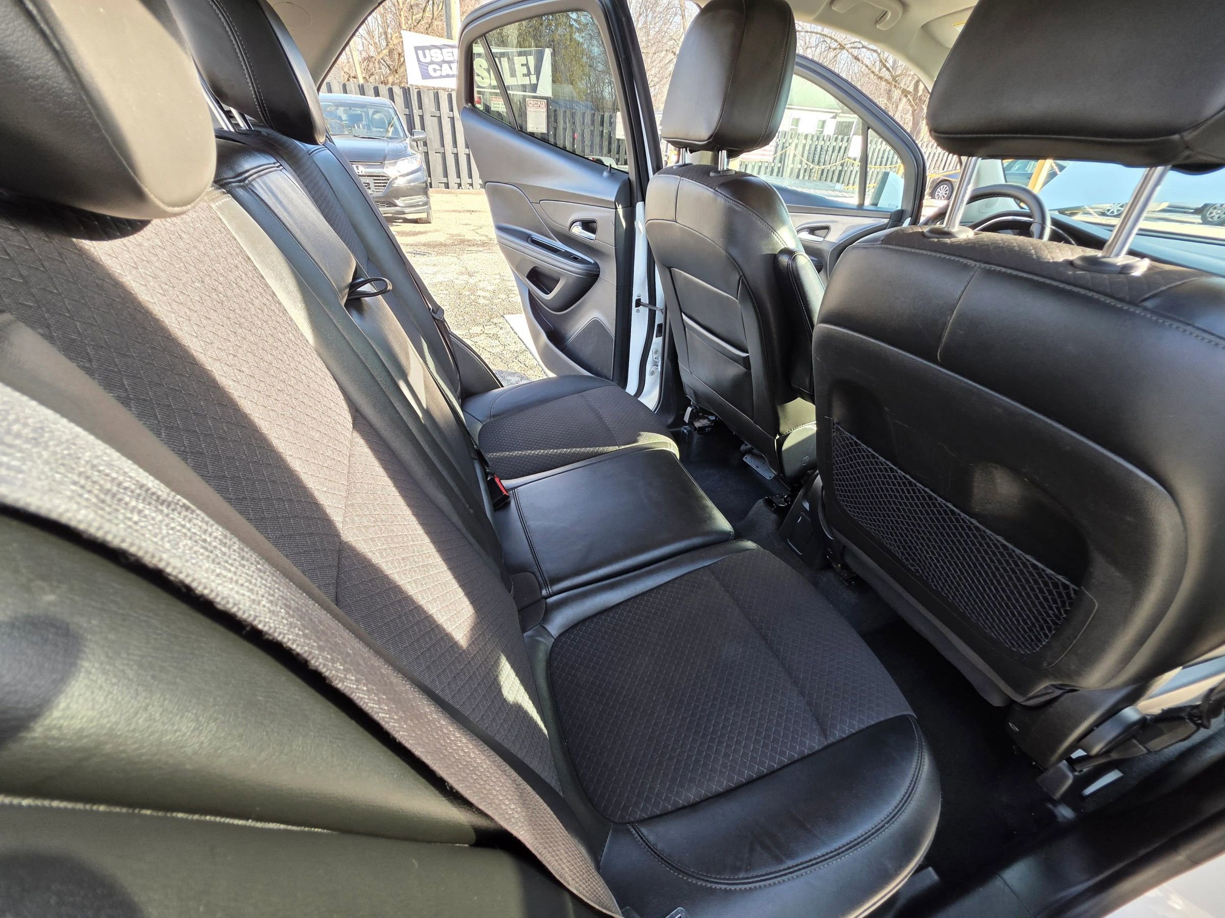 Used 2018 Buick Encore Preferred image 21