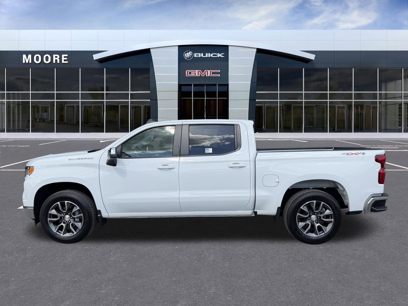 Used 2022 Chevrolet Silverado 1500 LT AWD/4WD image 5