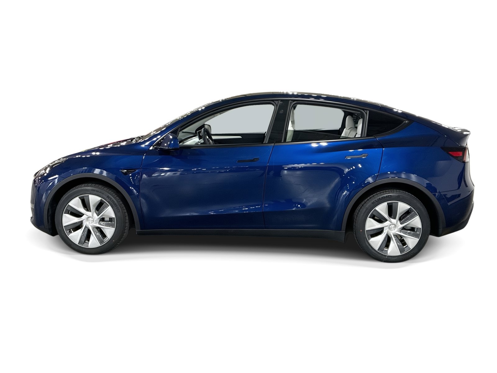 Certified 2023 Tesla Model Y Long Range AWD/4WD image 3