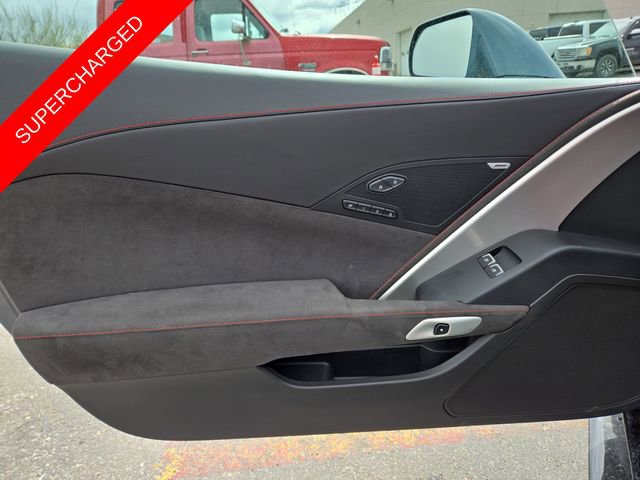 Used 2019 Chevrolet Corvette Stingray Coupe RWD image 13
