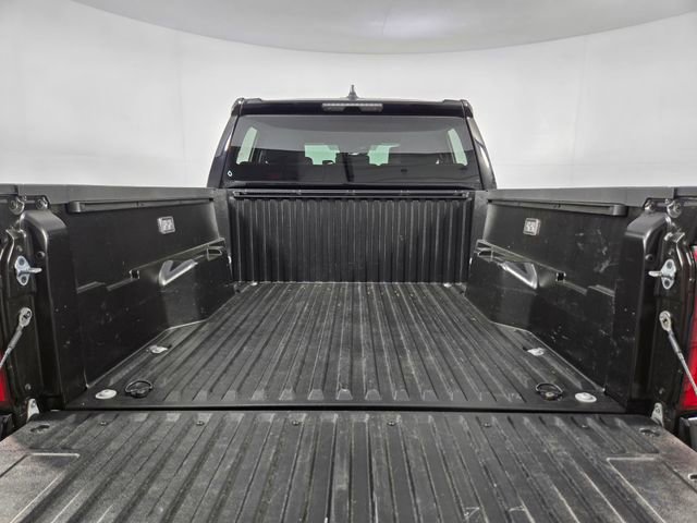 Used 2024 Toyota Tacoma TRD Off-Road AWD/4WD image 27