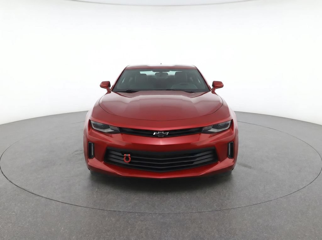Used 2016 Chevrolet Camaro LT RWD image 3
