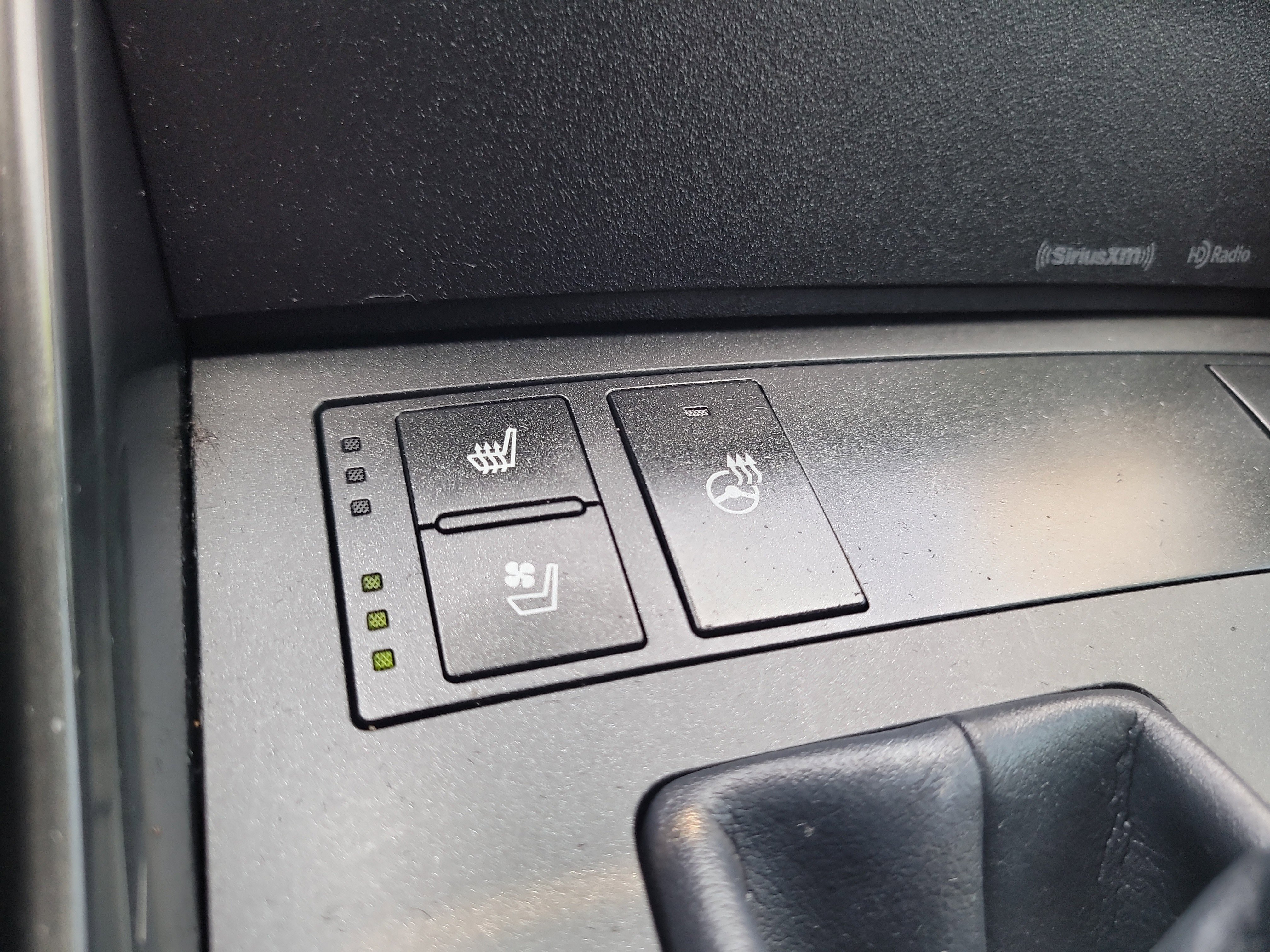 Used 2023 Lexus IS 300 w/ Comfort Package RWD image 26