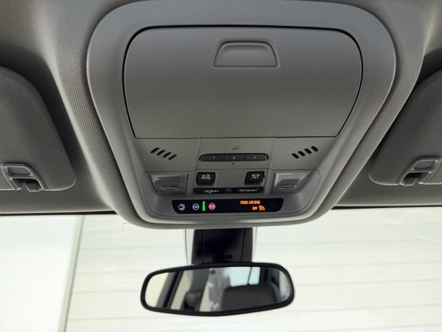 Used 2023 GMC Acadia SLT w/ Technology Package AWD/4WD image 21