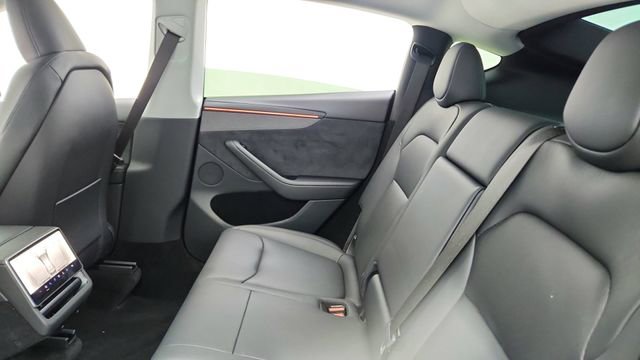 Used 2026 Tesla Model Y Long Range image 27