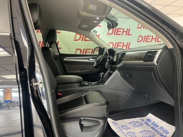 Used 2023 Volkswagen Atlas SE AWD/4WD image 13