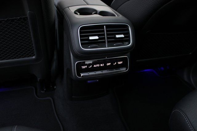 New 2026 Mercedes-Benz GLS 580 4MATIC image 34