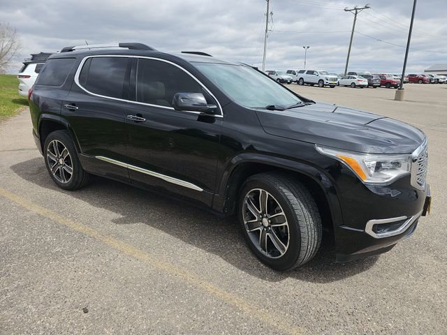 Used 2018 GMC Acadia Denali w/ Technology Package AWD/4WD image 7